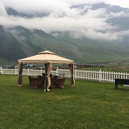 Hotel Golden Heritage Pahalgam Ngoại thất bức ảnh